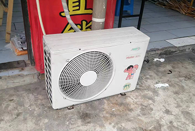 新青空调突然不制冷只吹自然风怎么办？